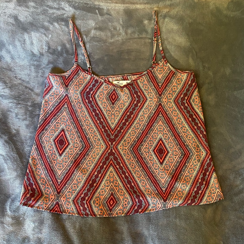 Hollister top